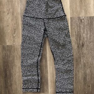 Lululemon Wunder Under High Rise Crop Tight